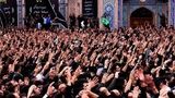 انتقاد روزنامه جمهوری اسلامی از مداحان جدید؛  نباید اهل بازی‌های سیاسی باشند/ چرا مداحان سنتی مورد اعتماد مردم بودند؟