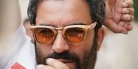 چرا منوچهر هادی از کارگردانی گیسو کنار گذاشته شد؟ + عکس

