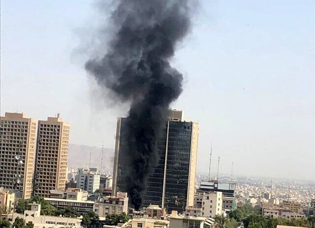 علت مشاهده دود غلیظ در بلوارکشاورز تهران