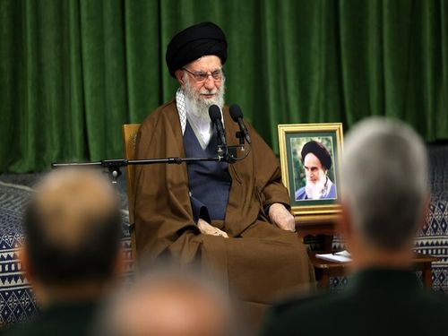 گلایه رهبر انقلاب از برخی دستگاه‌های فرهنگی: همت و تلاش لازم را ندارند | به‌رغم مشکلات، نقاط مثبت در کشور زیاد است