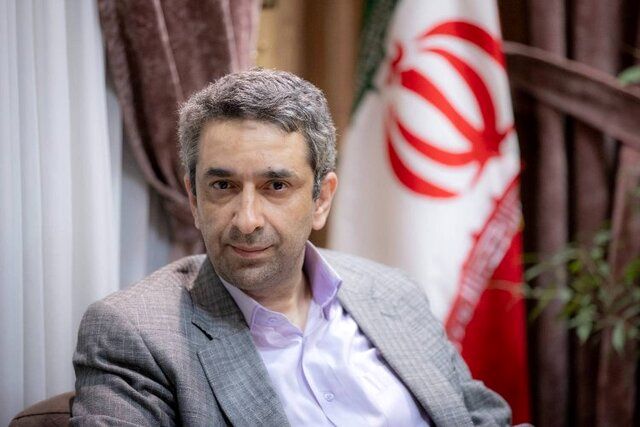 واکنش معاون پزشکیان به انتقادات پیرامون یک انتصاب در دولت / چنان‌که سیاست ادب دارد، نقد هم آدابی دارد