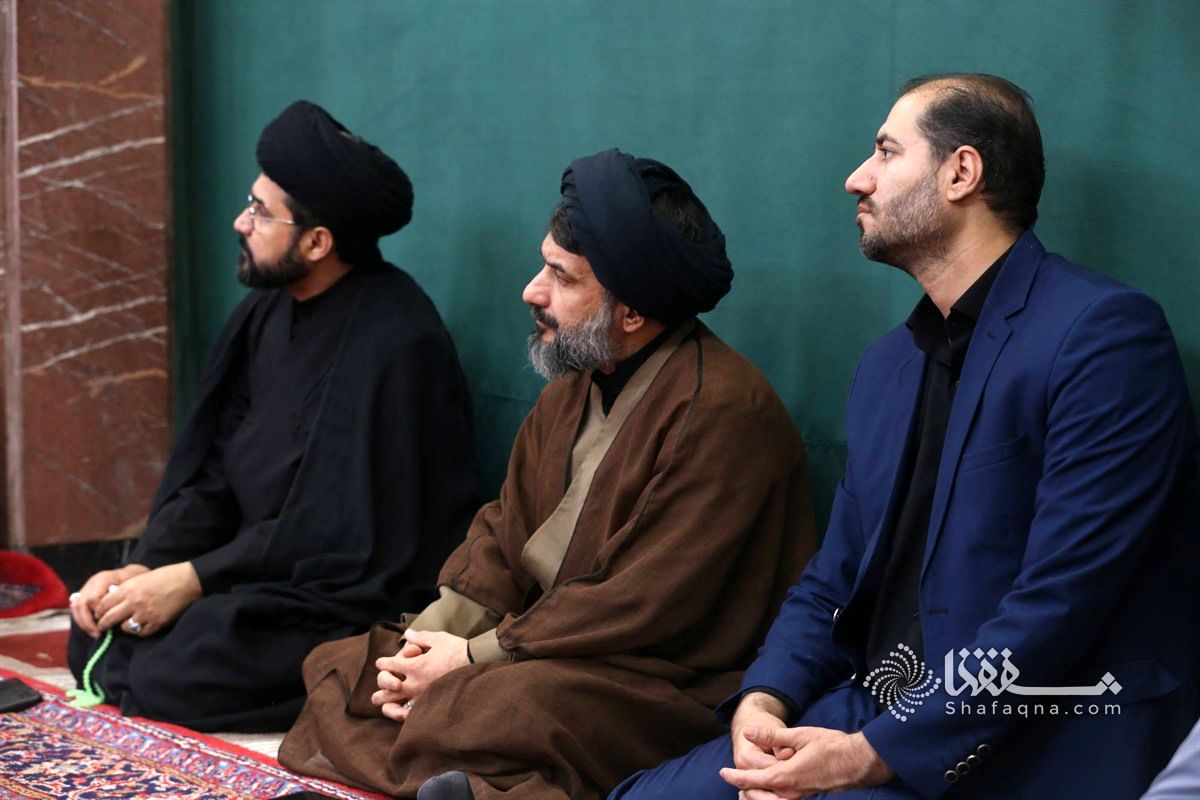 حضور آیت‌الله مکارم شیرازی در مراسم عزاداری شهادت فاطمه زهرا (س) + عکس 7