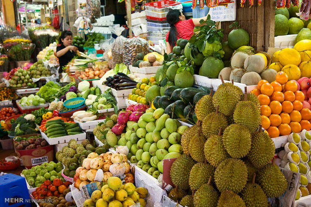 وجود 15 قلم میوه قاچاق در بازار