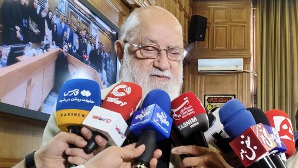 چمران شرط اشتغال اتباع خارجی در تهران را اعلام کرد
