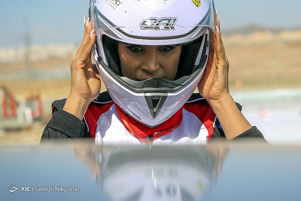 تصاویر مسابقات اتومبیلرانی اسلالوم با حضور زنان