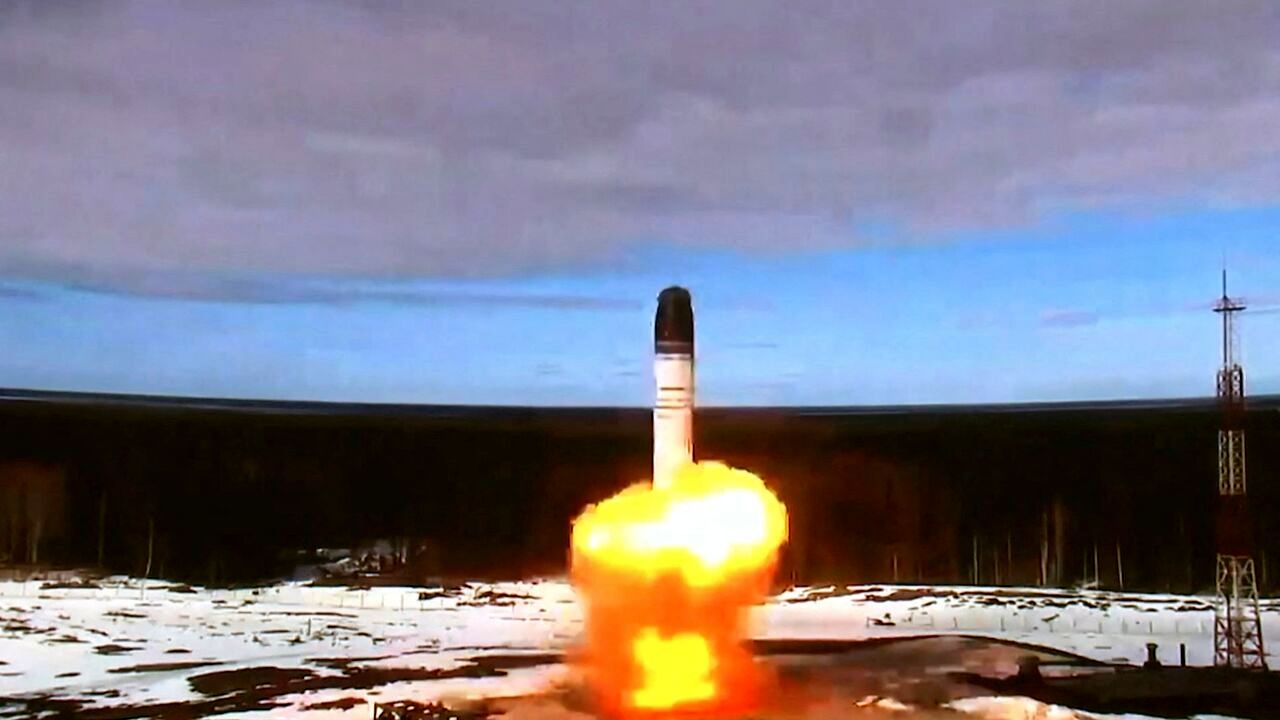 موشک بالستیک پیشرفته روسیه به حالت آماده‌باش درآمد / جنگ هسته‌ای در راه است؟