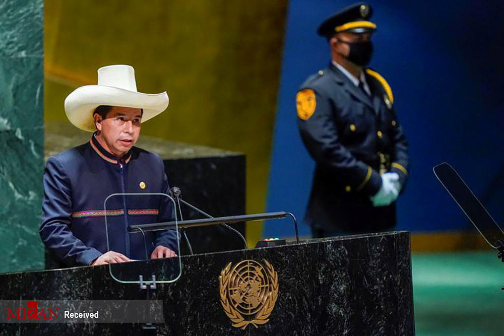 کلاه عجیب رئیس جمهور در سخنرانی سازمان ملل! + عکس