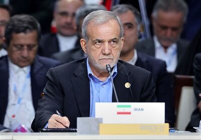 دیدار مسعود پزشکیان با مادورو + عکس
