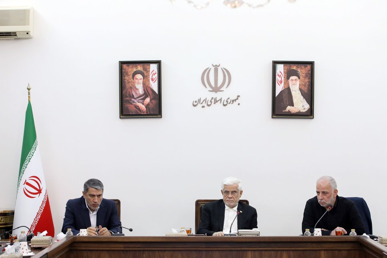 عارف: جنگ ۱۲ روزه دستاوردهای ارزشمندی برای کشور داشت