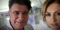  همسر استاد شجریان در کنار مزار خسروی آواز ایران
