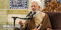 آیت‌الله جوادی آملی: برای همه مسئولان به‌ویژه پزشکیان دعا می‌کنیم