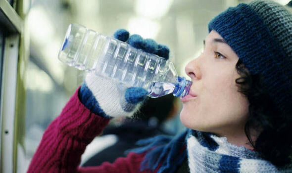 در سرما به آب کمتری نیاز داریم؟