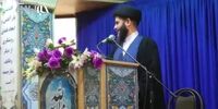 حمله تند یک امام جمعه به بانک مرکزی: تعدادی جاسوس و خائن به کشور آنجا لانه کرده‌اند!
