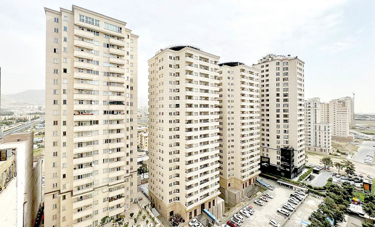 توضیحات وزیر راه درباره طرح مسکن استیجاری / تا پایان سال 10 هزار واحد مسکونی تحویل می دهیم