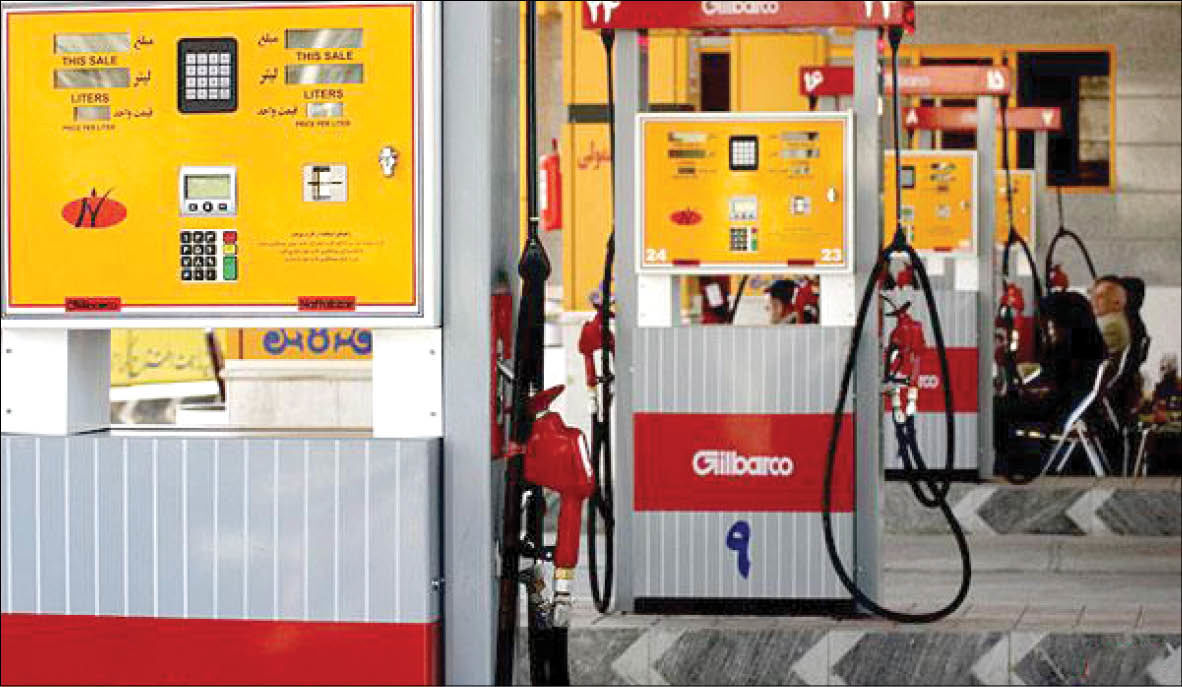 سناریوهای دولت رئیسی برای فرار از کسری بنزین