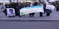 تجع خانواده های بیماران SMA، در مقابل ساختمان وزارت بهداشت / مشکل: نبود دارو

