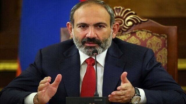 نخست وزیر ارمنستان مسئولیت شکست‌ها در قره باغ را پذیرفت
