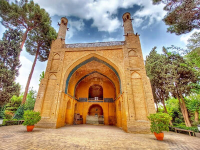اتفاق عجیب در منار جنبان مردم اصفهان را شوکه کرد+ عکس