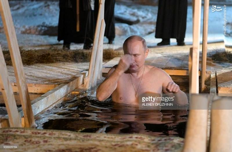 آب تنی کردن ولادمیر پوتین در دمای زیر صفر! + عکس