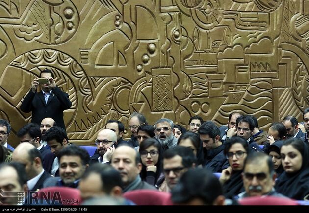 افتتاح نمایشگاه الکامپ