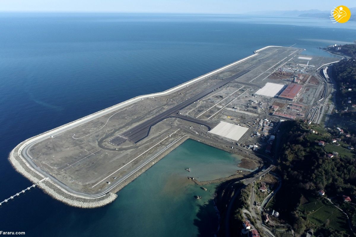 تصاویر حیرت انگیز از افتتاح فرودگاه روی آب در ترکیه + فیلم
