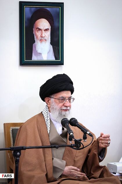 دیدارمسئولان پژوهشکده علوم شناختی با رهبری