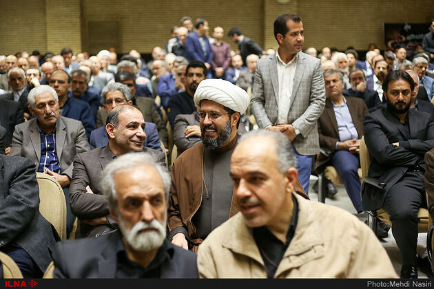 حضور اصلاح‌طلبان در مراسم ترحیم همسر نعیمی‌پور