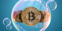  حباب بیت کوین ترکید؟/ قیمت طلا به دیوار خورد