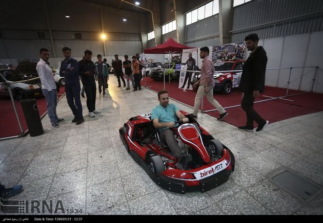 نمایشگاه خودروهای کلاسیک و آفرود اصفهان