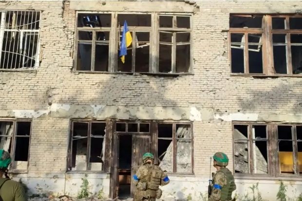ادامه ضد حمله بزرگ اوکراینی ها علیه روس ها/ آزادی 4 روستا توسط ارتش اوکراین

