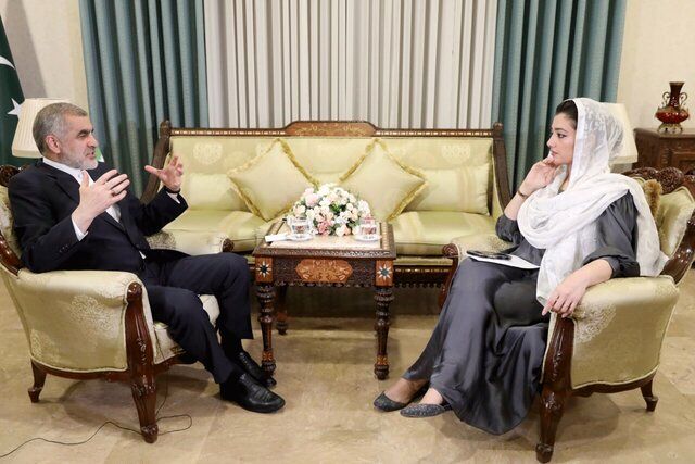 نیکزاد: قبل از انقلاب، آمریکا به دنبال هسته‌ای شدن ایران بود/  فکر می‌کردند که اگر علیه کشورمان جنگی را به راه بیندازند کار تمام می‌شود 