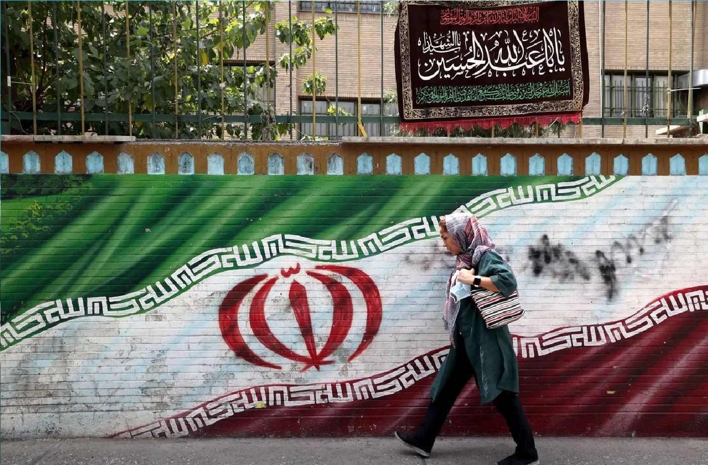 هشدار جعفرزاده درباره عواقب خروج از NPT/ برای مردم هزینه دارد، نه برای کسانی که ویلا و ثروت در خارج از کشور دارند