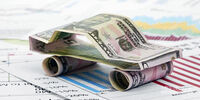 تورم در بازار خودرو و مسکن تشدید می شود؟ /سرعت گیر در بازار ارز