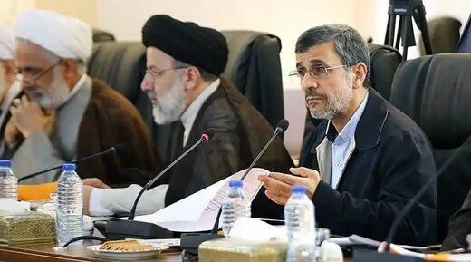 شباهت احمدی نژاد و ابراهیم رئیسی /خیال دوستان شش دانگ راحت است