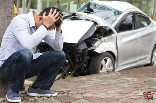 تصادف عجیب در سلماس / خودرو ام وی ام وارد خانه شد + عکس