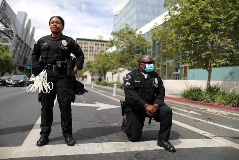 محرومیت پلیس‌های سیاه‌پوست آمریکا از ارتقا به رده‌های بالا 