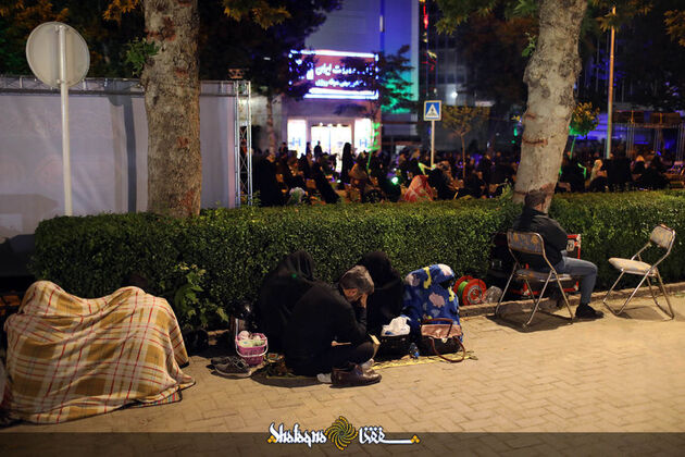 احیای شب بیست ویکم ماه مبارک رمضان درجوار حرم علی ابن موسی الرضا(ع)