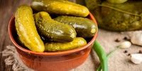 این هشدار را جدی بگیرید/ خطر آلودگی سالمونلا در ترشی و شورهای فله‌ای و خانگی!