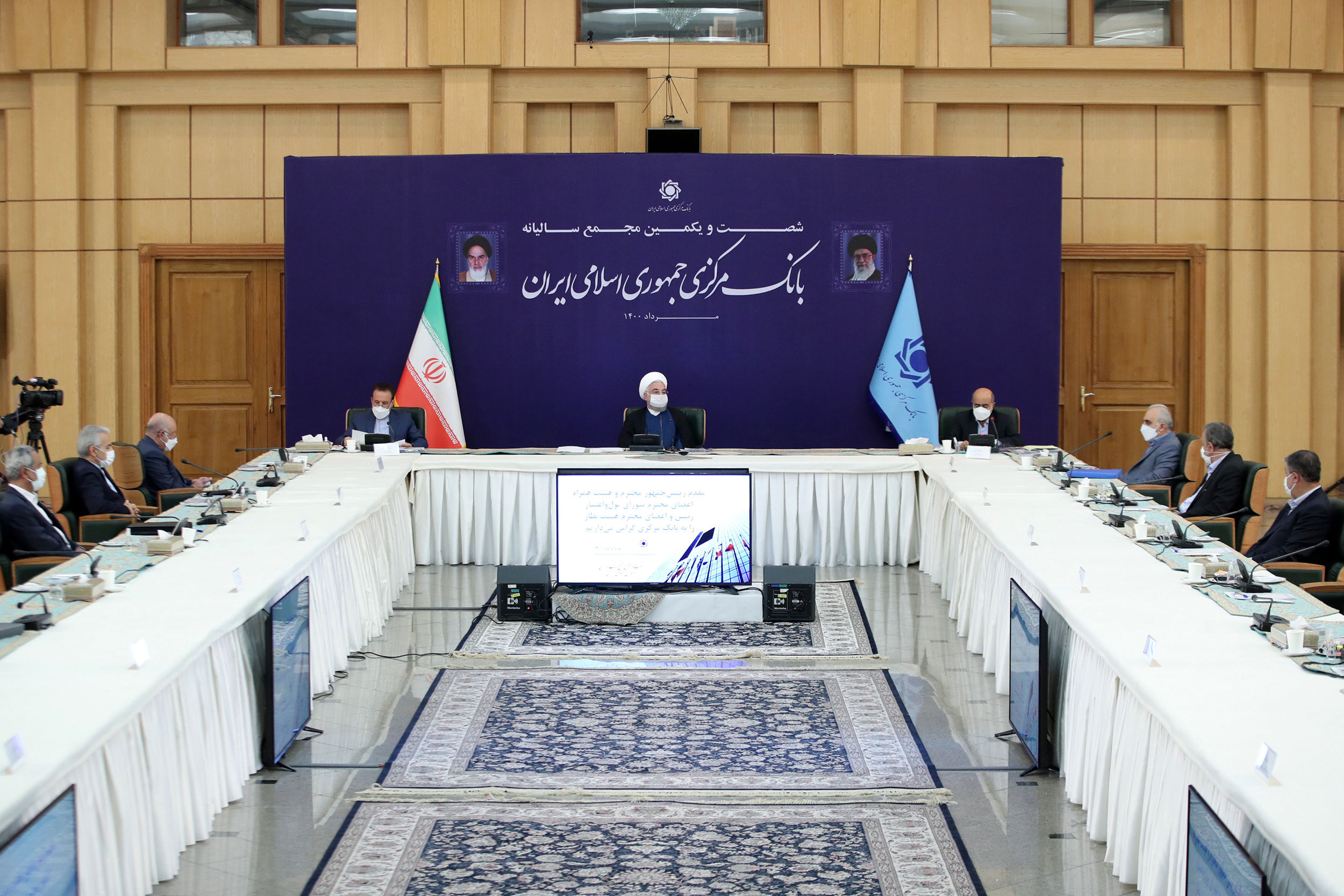 روحانی:قیمت دلار بدون تحریم 5 هزار تومان است
