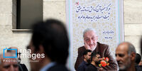 خاتمی بر پیکر روزنامه‌نگار باسابقه نماز خواند/ ظریف و همتی هم آمدند + عکس