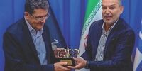 اعطای «نشان عالی تشریفات فرودگاهی» به مدیران ارشد وزارت نفت در عسلویه
