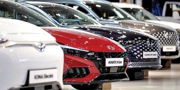 اثر افزایش قیمت دلار در بازار خودرو | پورحسنی: خریداران بسیار محتاط شده‌اند | نوسانات ارزی فروکش کند قیمت خودرو پایین می‌آید