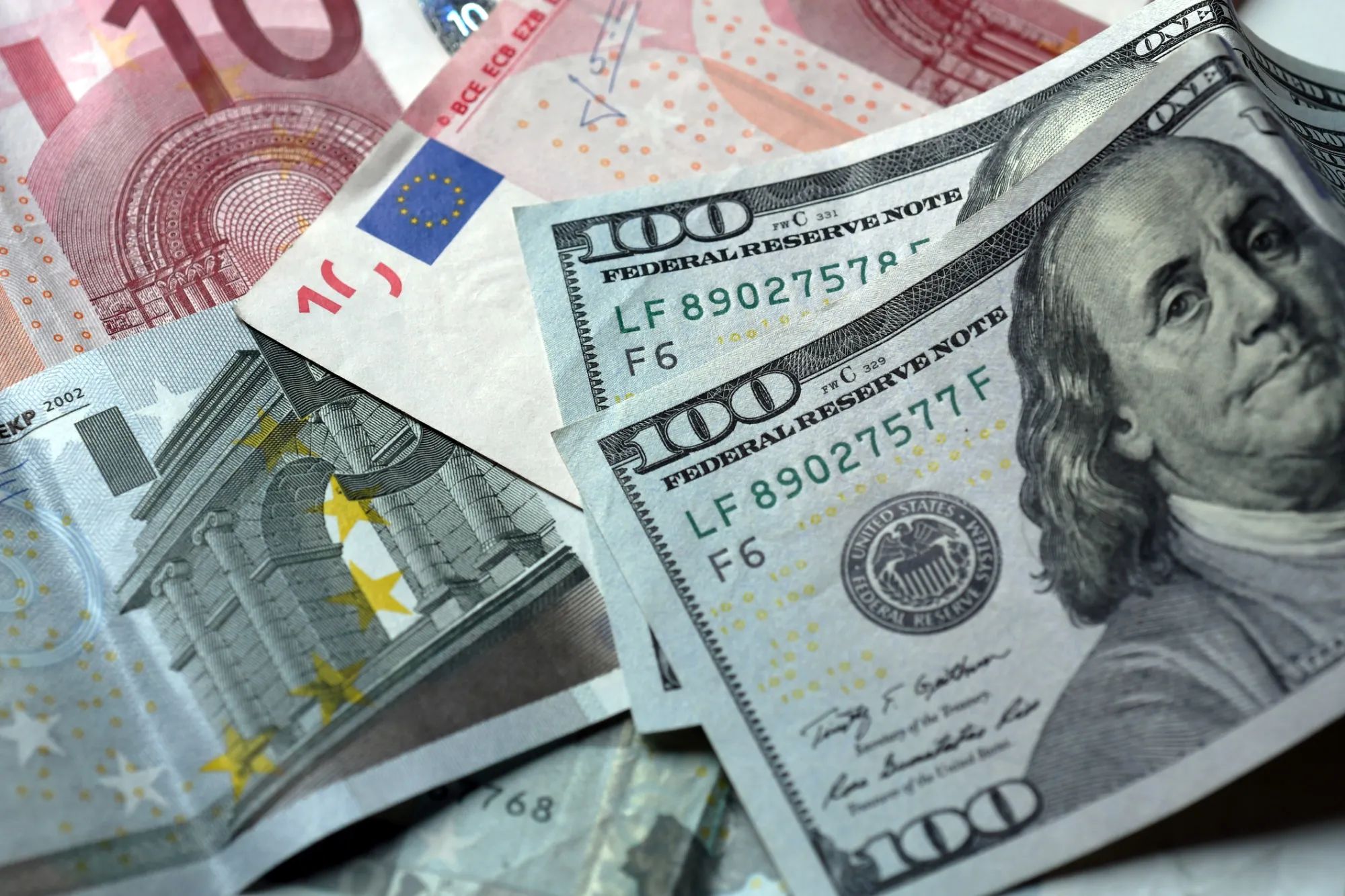 قیمت دلار و یورو در صرافی ملی امروز یکشنبه 4 آبان1404/ افزایش قیمت دلار