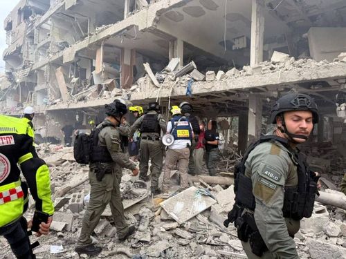 شلیک موج جدیدی از موشک‌های ایران به سمت مرکز اسرائیل