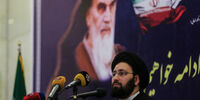 سیدعلی خمینی: امام جز چند عبا و دمپایی وسیله شخصی نداشت