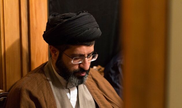  فرزند مقام معظم رهبری، ظریف، جنتی و واعظی در مراسم احیا