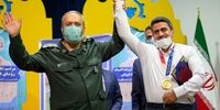 تقدیر از جواد فروغی توسط نیروهای مسلح+عکس