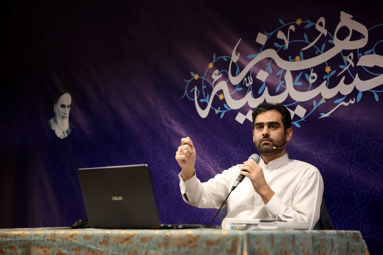 اولین یارکشی انتخاباتی از بهارستان / یاران سعید جلیلی دست به کار شدند + عکس