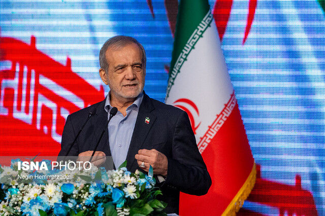 توئیت شبانه پزشکیان درباره اقدام مکمل دولت برای سیاست‌های بنزینی 