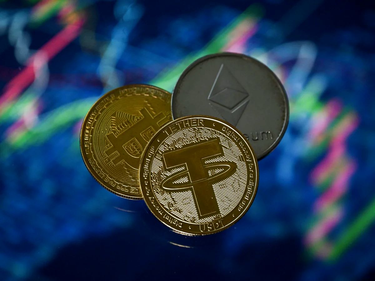 بیت‌کوین در آستانه جهش تاریخی؛ تتر بالاتر از دلار ایستاد | دو سیگنال سرنوشت‌ساز به بازار رمزارزها